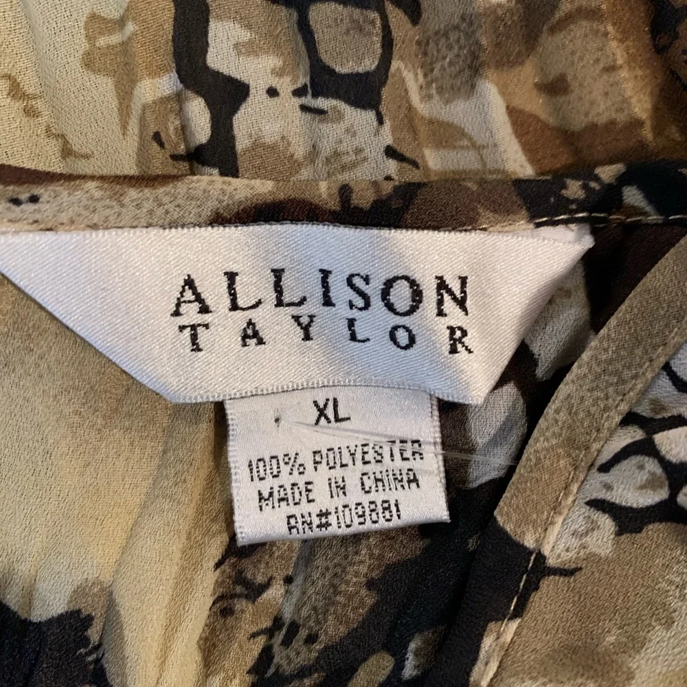 Allison Taylor Sheer Ruffle tie front animal print blouse, size XL